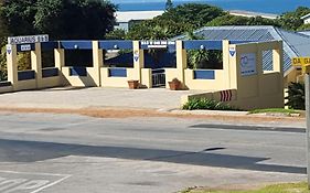 Aquarius Guesthouse